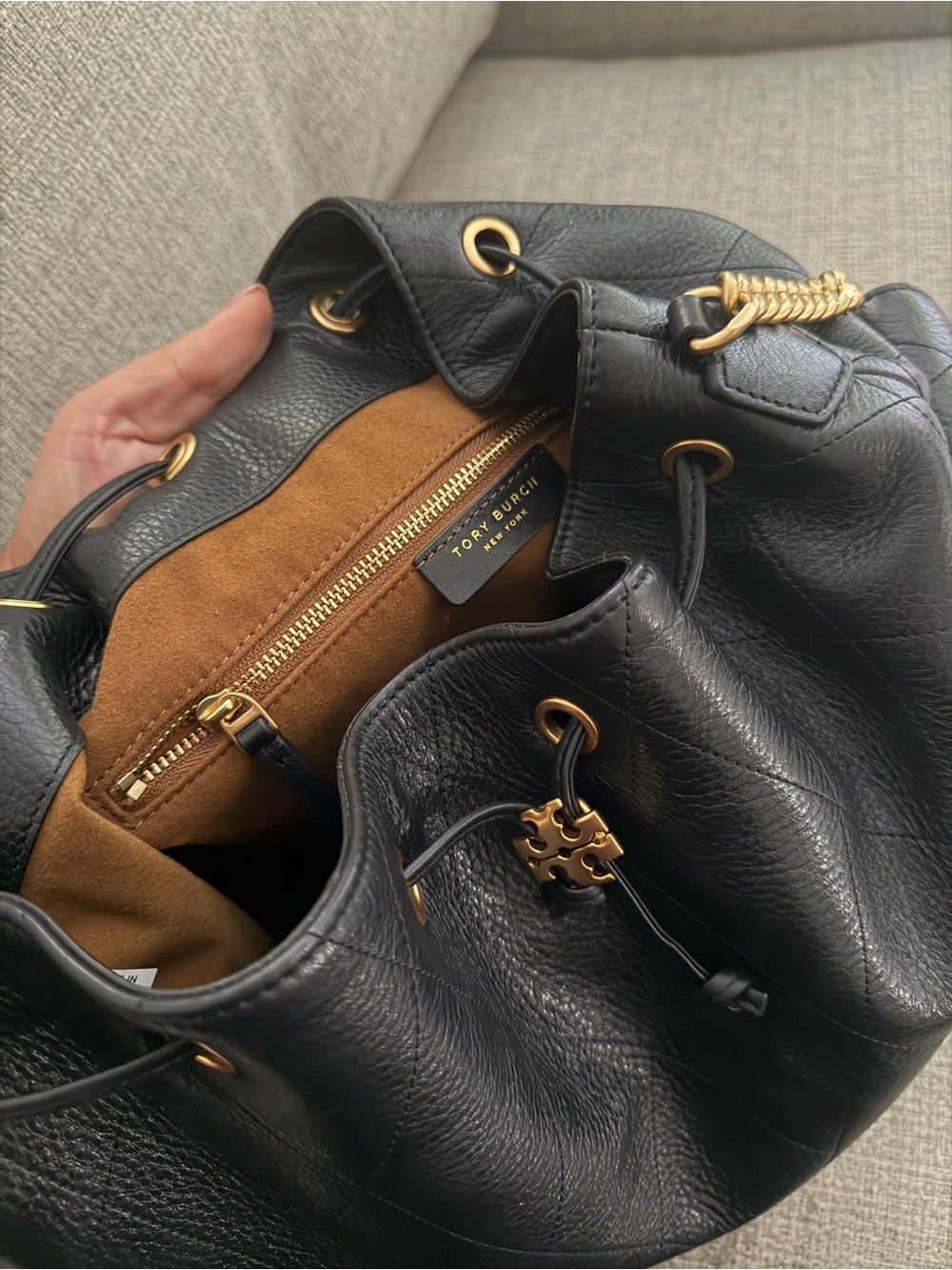Tory Burch Large Charlie Drawstring Bag - Picture 7 of 8